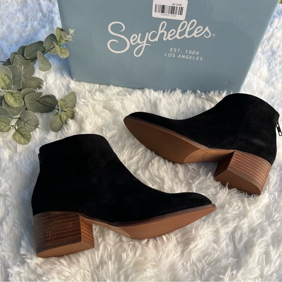 Seychelles, floodplain suede black bootie, size 6 - Picture 12 of 16